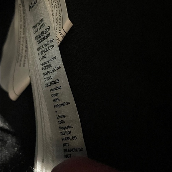 Aldo Elegant Black Quilted Crossbody Bag - Picture 9 of 14